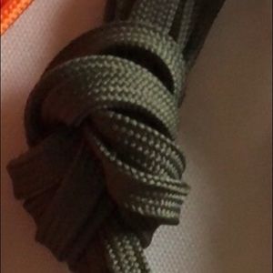Olive laces